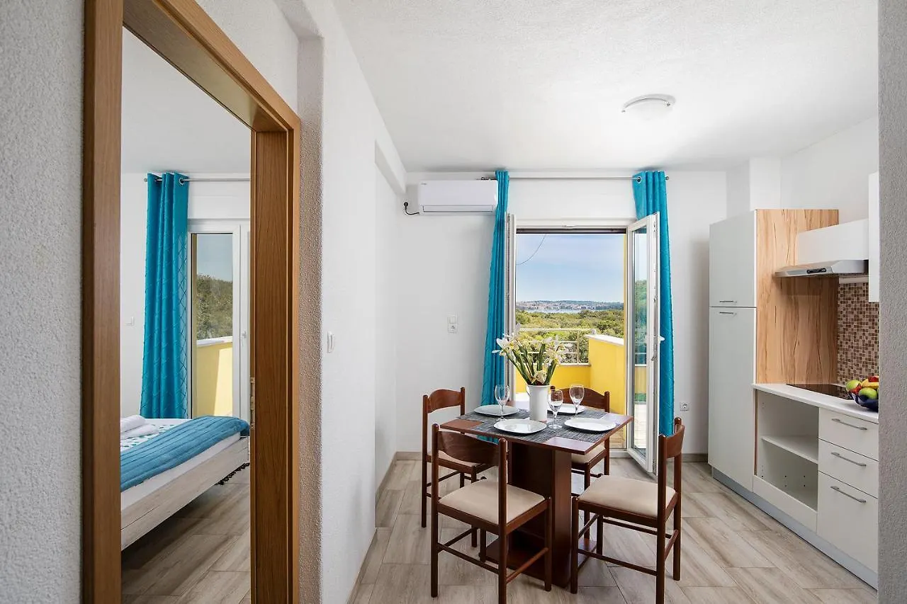 Apartmani Mirna Luka Pomer
